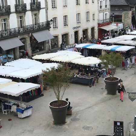Appartement Au Coeur Du Quartier Historique Vannes Esterno foto