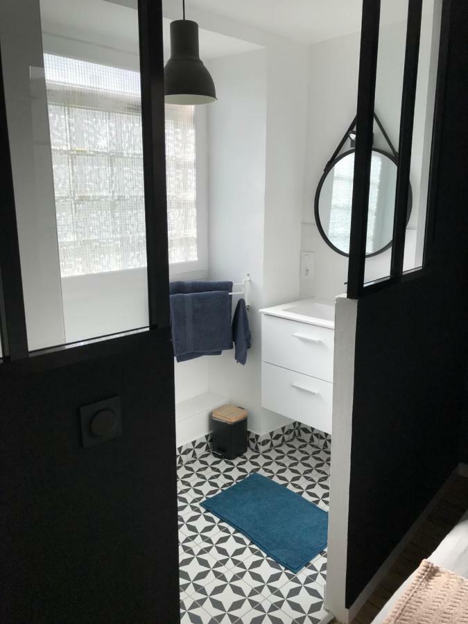 Appartement Au Coeur Du Quartier Historique Vannes Esterno foto