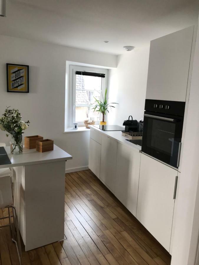 Appartement Au Coeur Du Quartier Historique Vannes Esterno foto